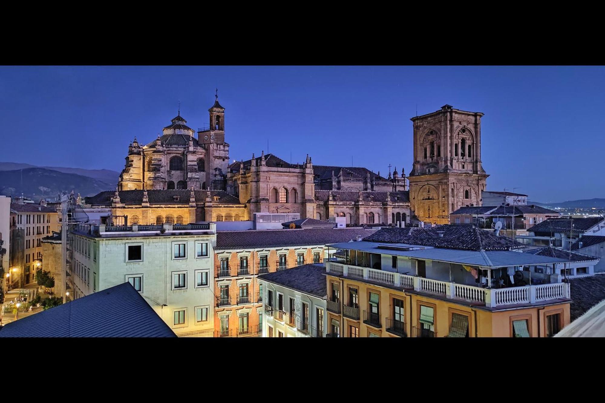 Atico Panorama Catedral Apartment Granada Exterior foto